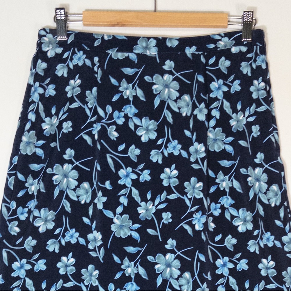 VTG 90s JM Studio Dark Floral Skirt Women 10 Navy Blue Floral Midi Cottagecore
